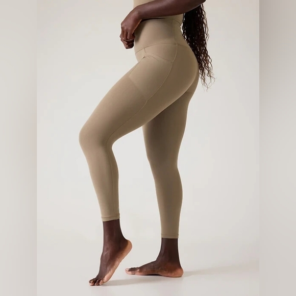 Athleta Salutation Stash Cinch 7/8 Tight - Picture 3 of 4